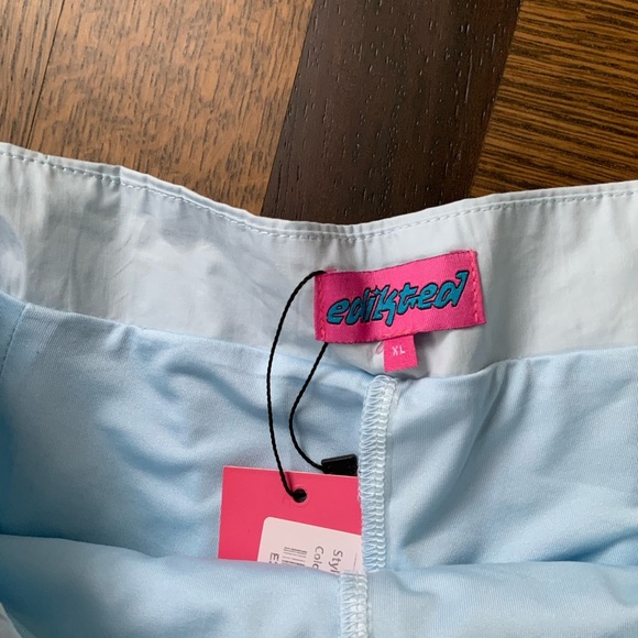 EDIKTED Double Pleated Mini Skort Skirt Light Blue Women’s Size XL BRAND NEW - Picture 6 of 12